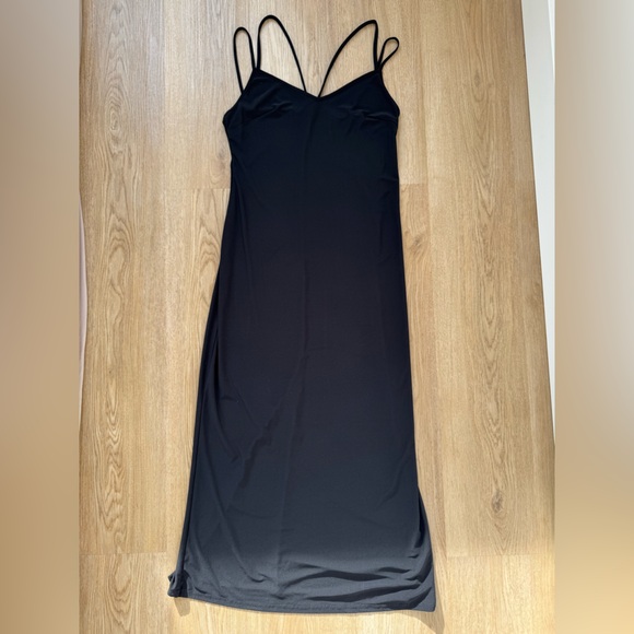stradivarius Dresses & Skirts - Stradivarius Black Backless Dress